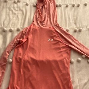 A SUPER CUTE pink long sleeve under armor shirt